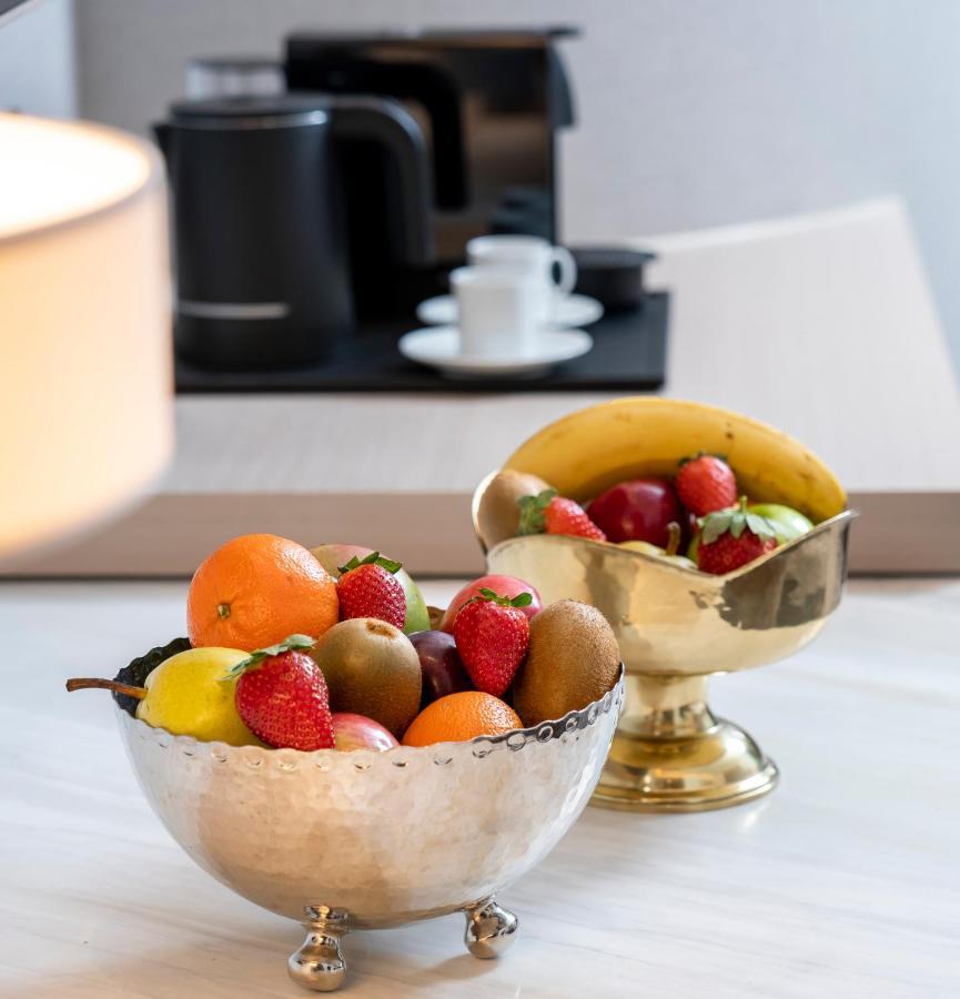 Отель Address Стамбул Экстерьер фото Fruit in bowls