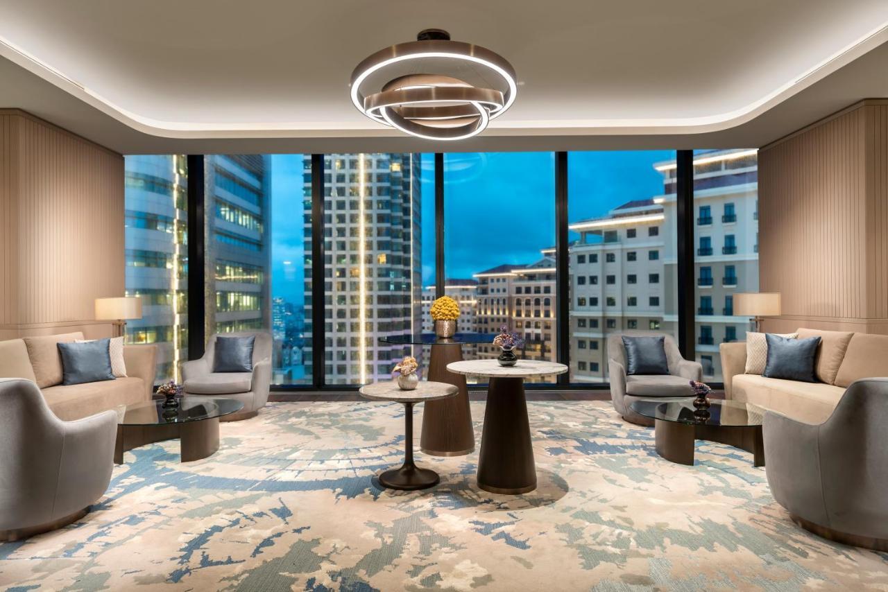 Отель Address Стамбул Экстерьер фото The Club at The Landmark, Hong Kong